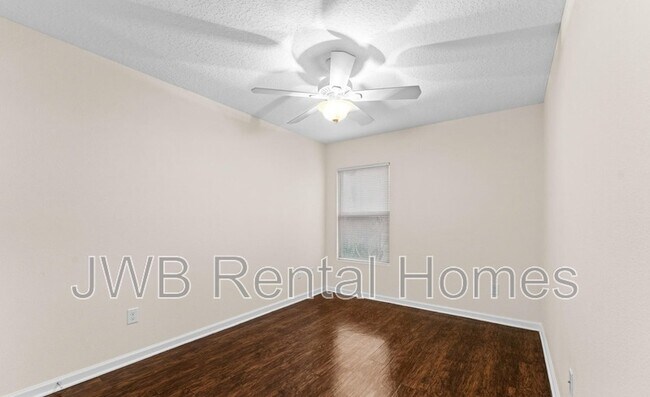 Building Photo - 685 Herman St