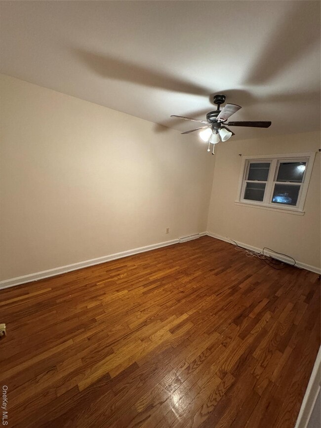 Building Photo - 3807 Laconia Ave