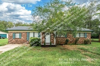 Building Photo - 928 Spring Ct SW