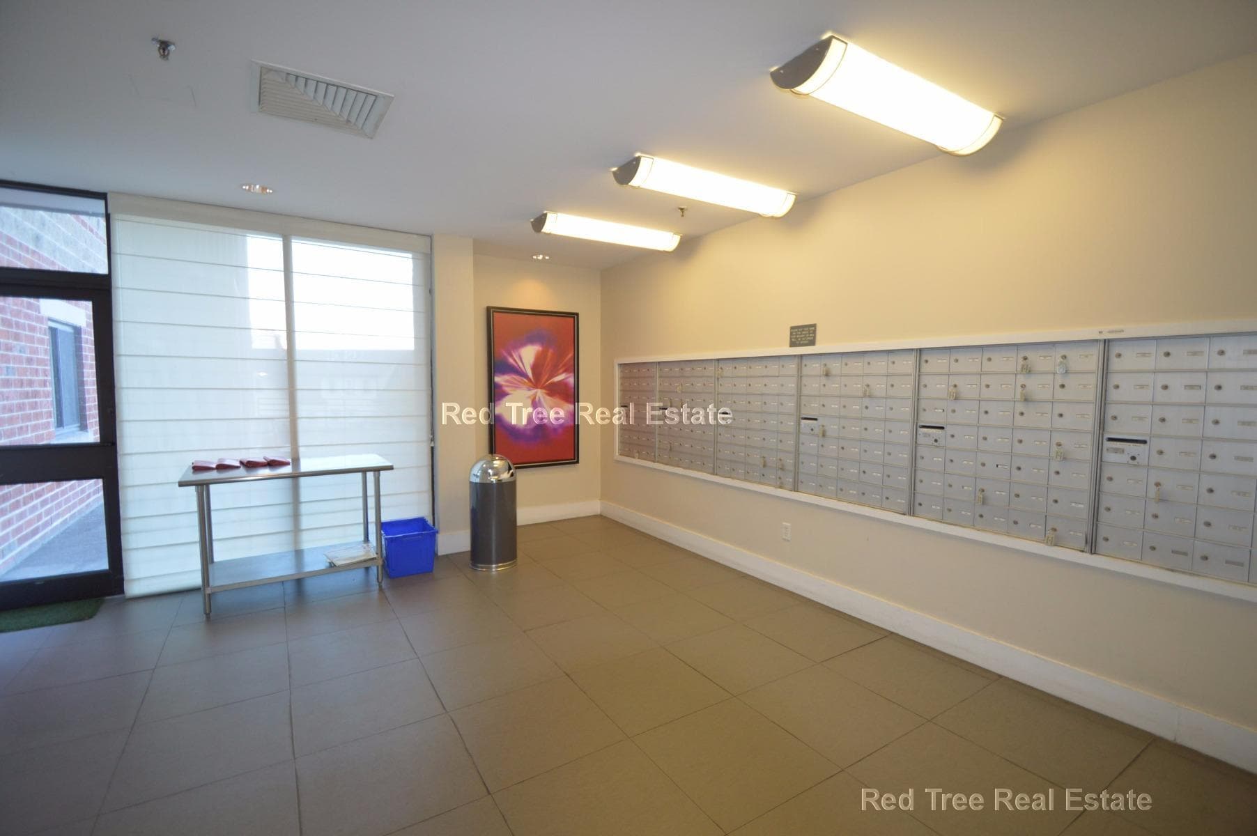 Building Photo - 15 North Beacon St