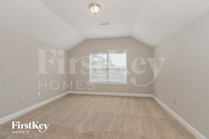Building Photo - 1340 Woodlawn Dr