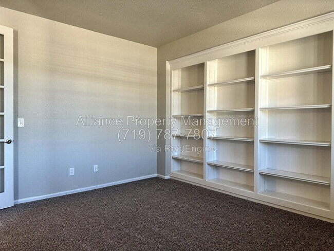 Building Photo - 2075 Bobcat Valley Ct