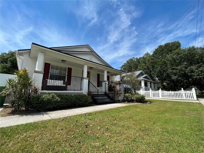 Building Photo - 7503 S West Shore Blvd