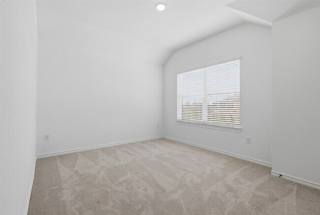 Building Photo - 14383 Cedar Shadow Dr