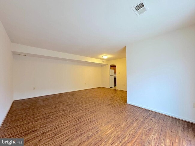 Building Photo - 4596 Conwell Dr