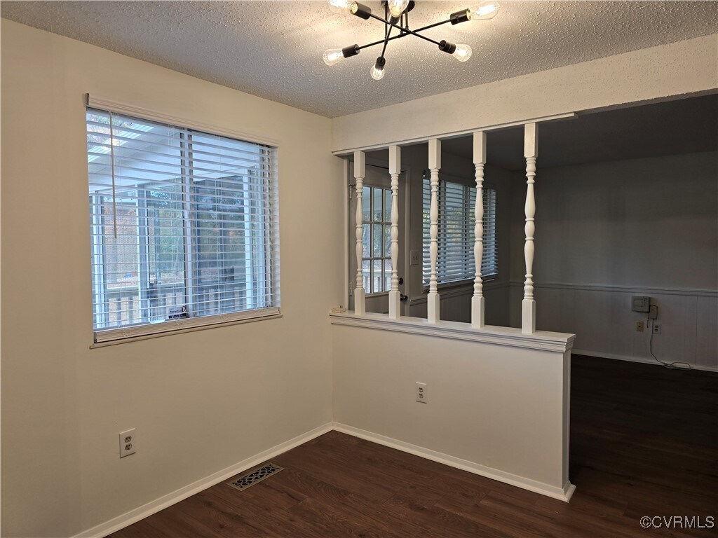 Building Photo - 14600 Helmsman Ct