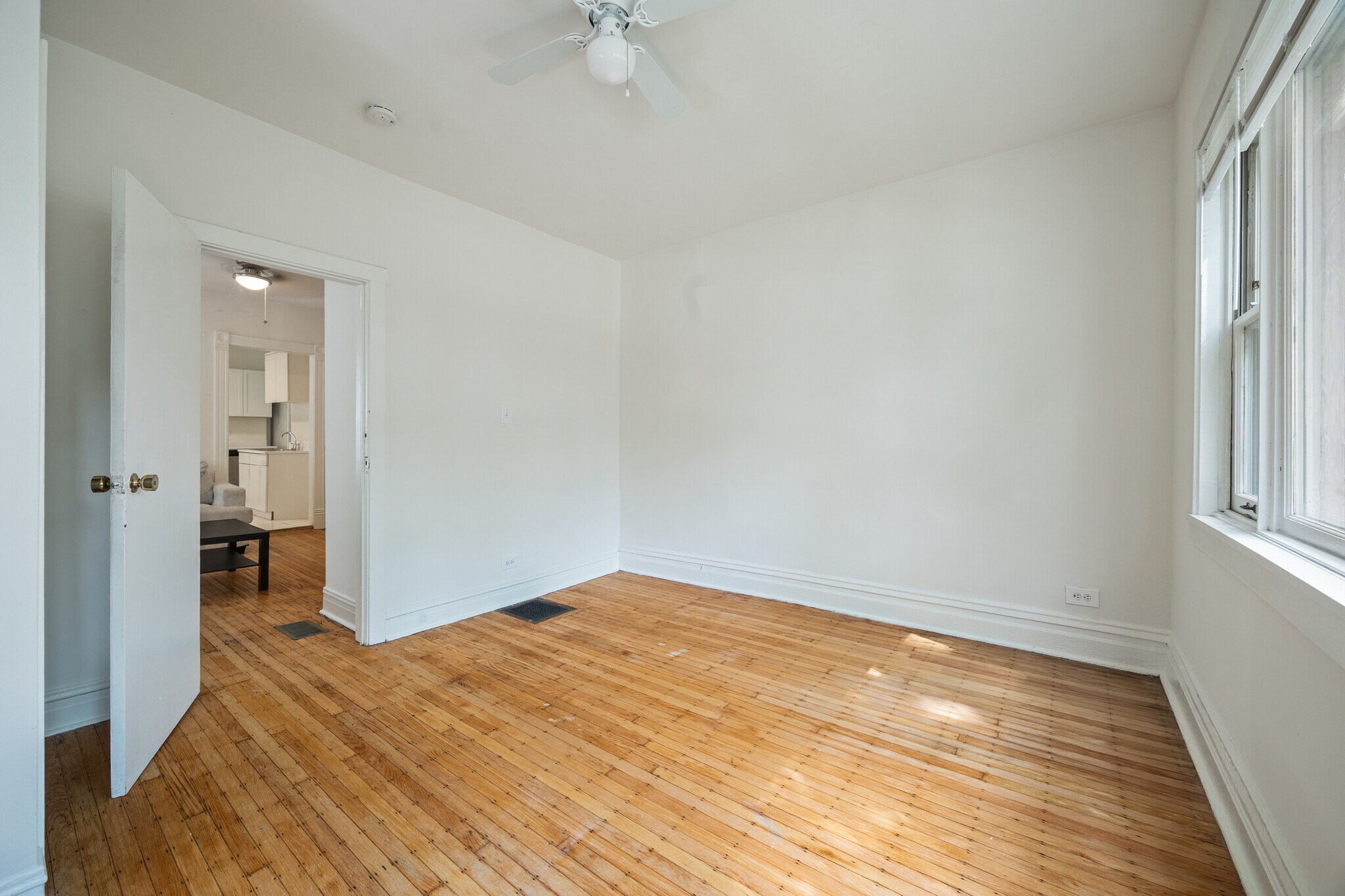 Building Photo - 1011 Garnett Pl