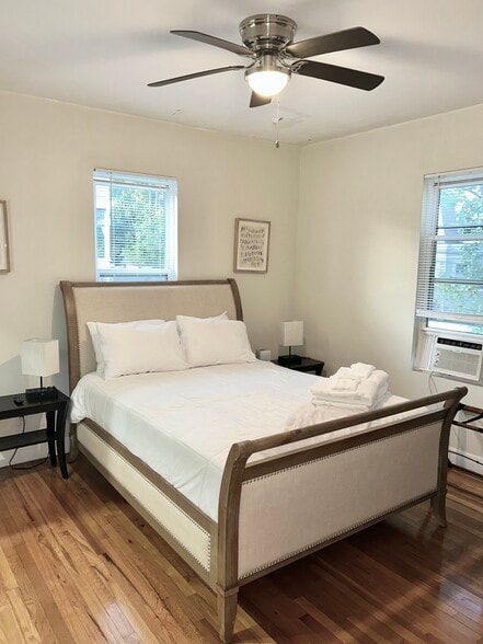 Building Photo - 51 Hazelton St