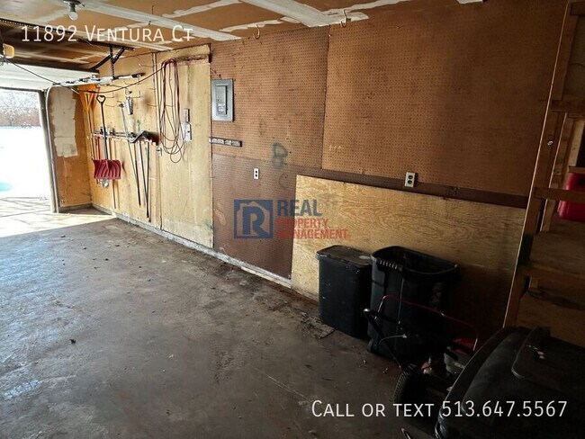 Building Photo - 11892 Ventura Ct
