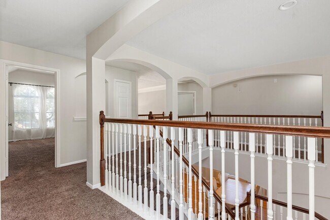 Building Photo - 3531 Shoreview Ln