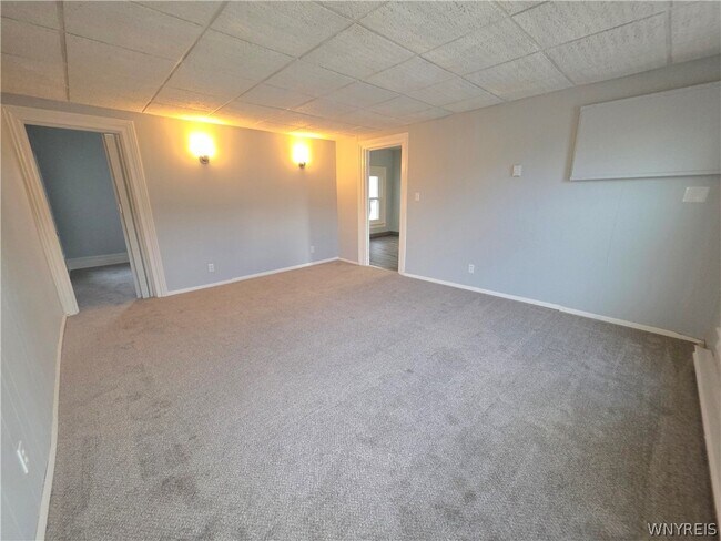 Building Photo - 26 Delaware St