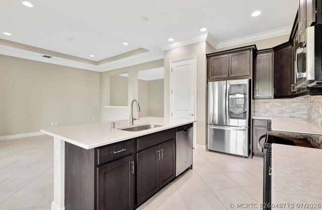 Building Photo - 15684 Goldfinch Cir