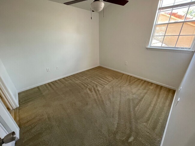 Building Photo - 409 Fountainhead Cir