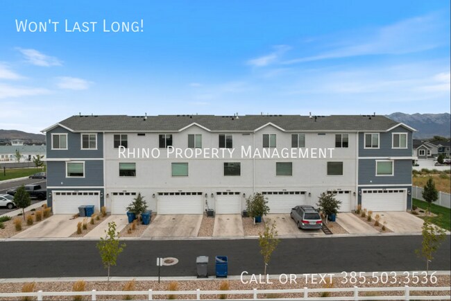 Building Photo - 1092 E Vessel Ct