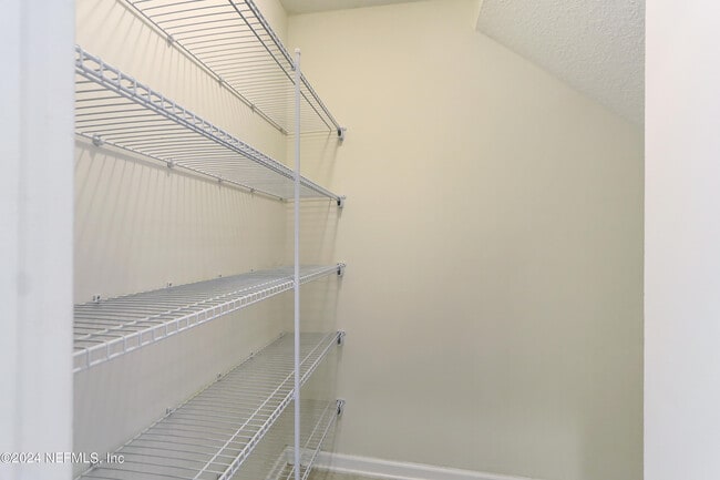 Building Photo - 95 Nelson Ln