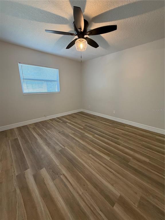 Building Photo - 316 W Howry Ave