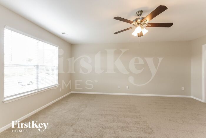 Building Photo - 2632 Blue Moss Dr
