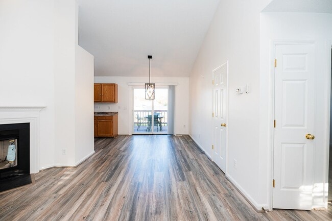 Building Photo - Charming 3Bed/2Bath house with 1 car garage in Greensboro