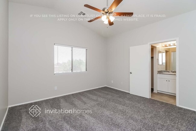 Building Photo - 42575 W Sunland Dr