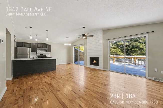 Building Photo - 1342 Ball Ave NE