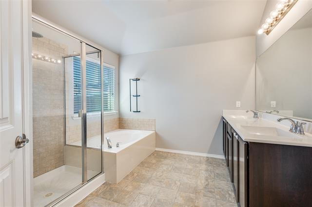 Building Photo - 507 Basswood Ln