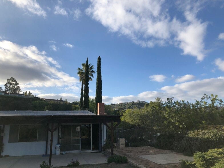 Building Photo - 6052 Pat Ave