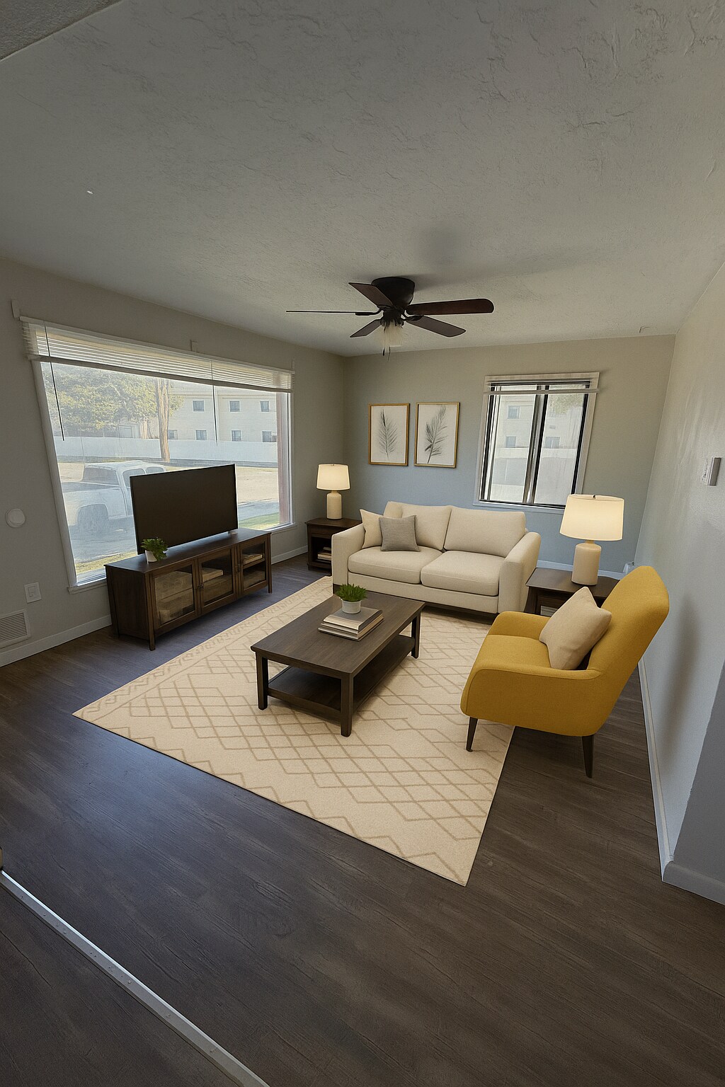 Building Photo - 690 Holbrook Drive