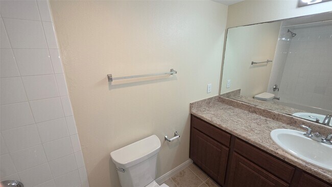 Building Photo - 8415 Hearth Dr