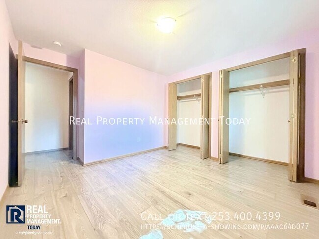 Building Photo - 6319 46th St Ct W