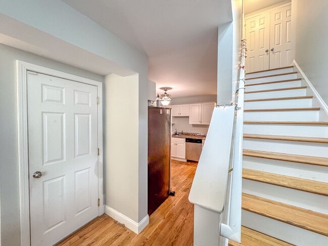 Building Photo - 79 Winchester Ave