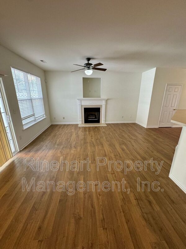 Building Photo - 742 Shellstone Pl