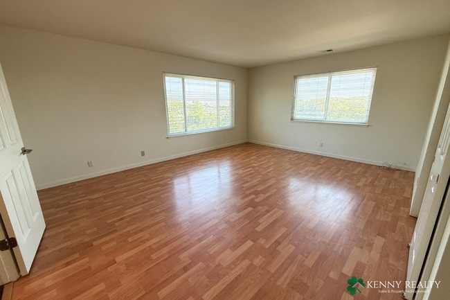 Building Photo - Spacious 4 Bedroom Home with Large Backyard in San Bruno