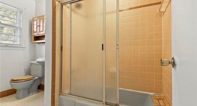 Building Photo - 1820 McGougan Rd