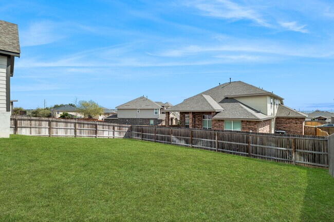 Building Photo - 1606 Brass Canyon
