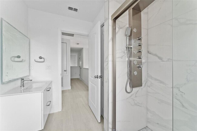 Building Photo - 9361 Monterey Bay Dr