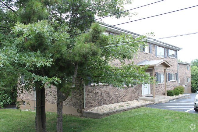 Far Left Facing - Leeshores