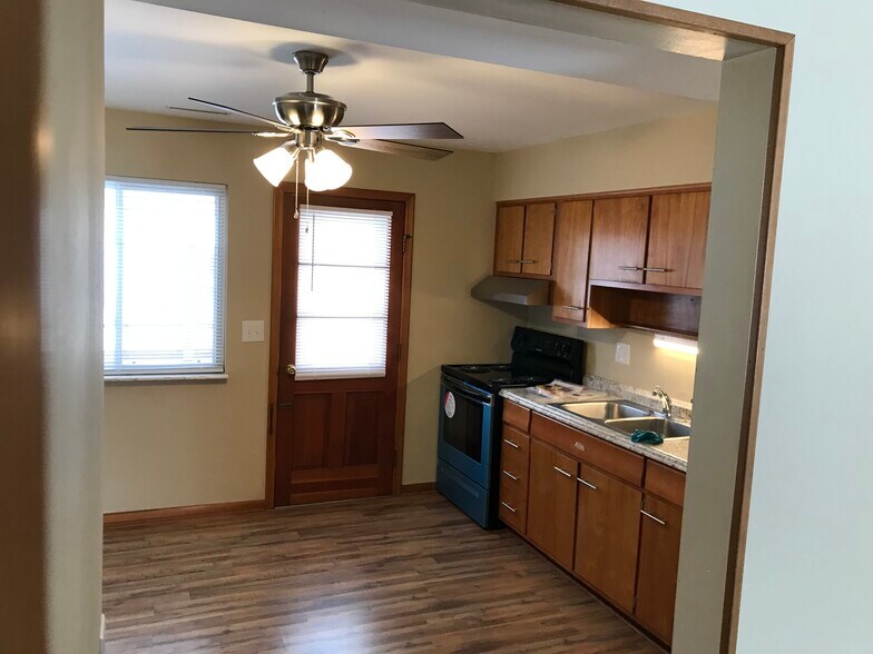 Kitchen - 217 Ames St