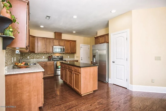 Building Photo - 5613 Onyx Ct