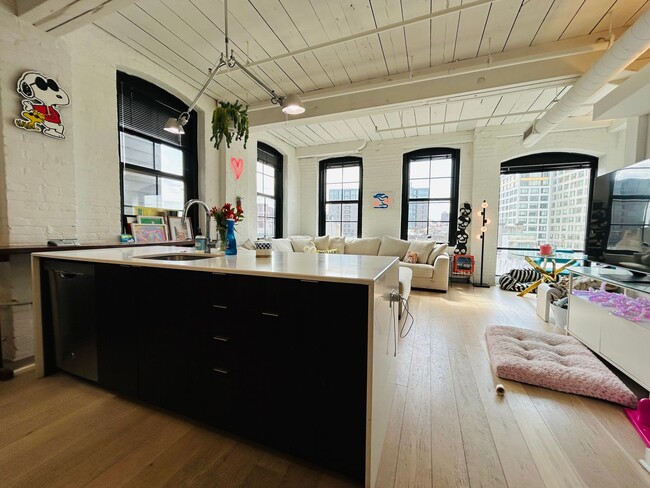 Interior Photo - 420 Fairmount Avenue Partners LP
