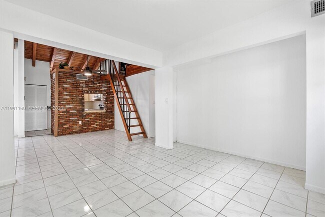 Building Photo - 10542 NW 7th Terrace