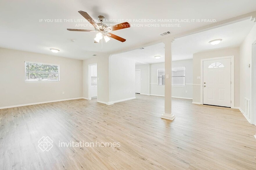 Building Photo - 1720 Newton St