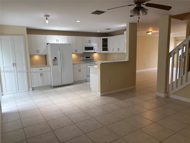 Building Photo - 11440 NW 50th Terrace