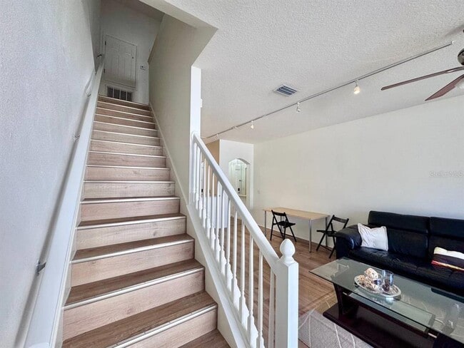 Building Photo - 10035 Tranquility Way