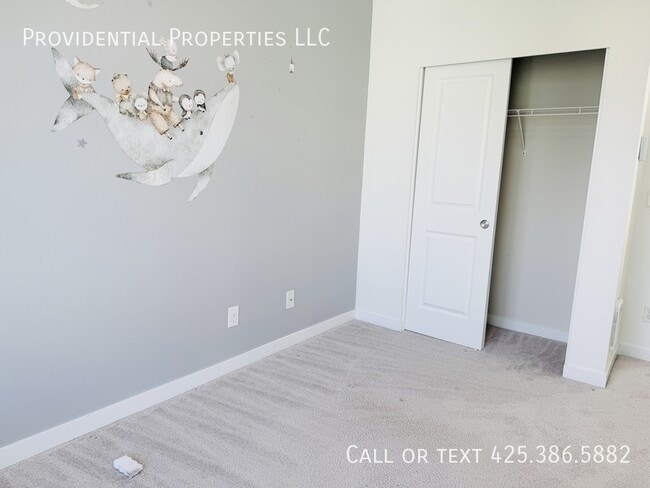 Building Photo - 14669 36th Ave NE