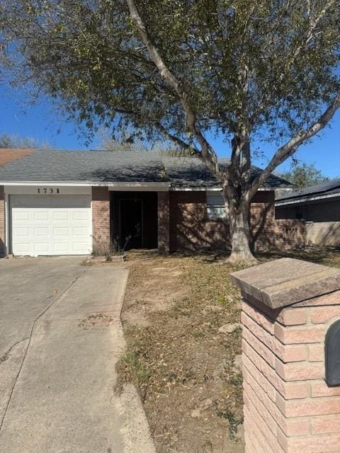 Building Photo - 8 Gastel Dr