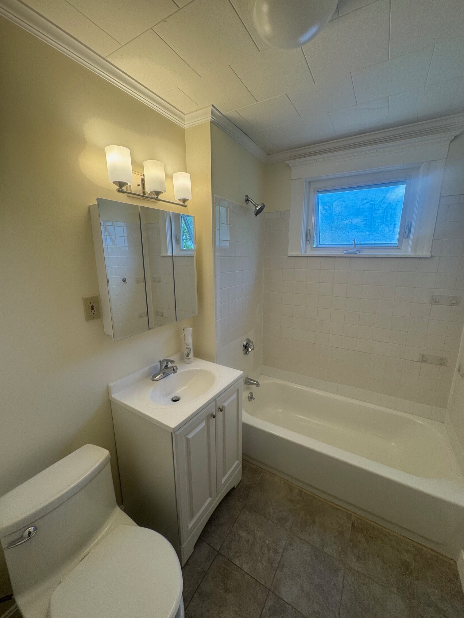 Building Photo - 298A Highland Ave