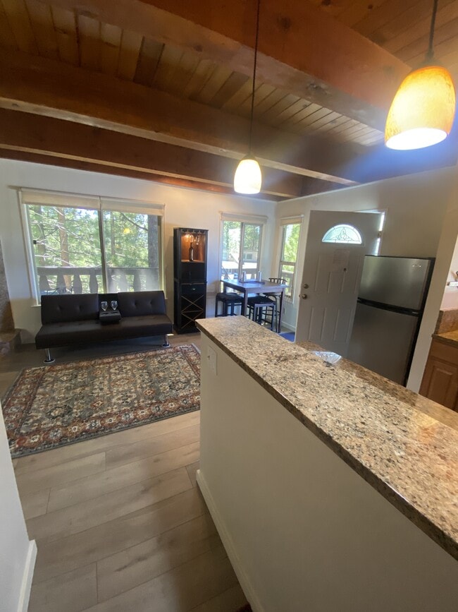 Building Photo - 259 Tramway Dr