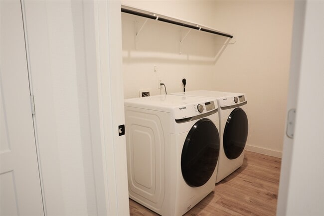 Building Photo - 22502 Petrizzi Ln