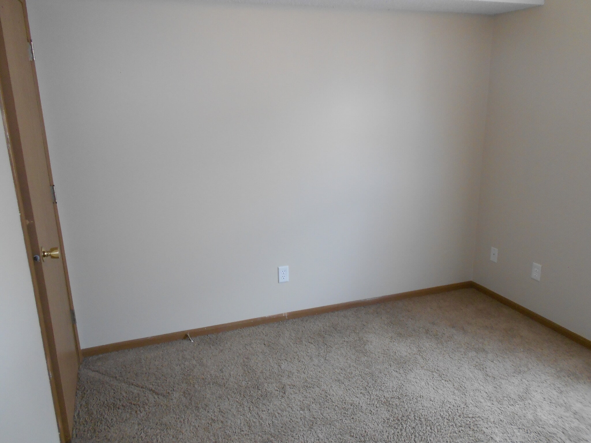 Building Photo - 510 5th St