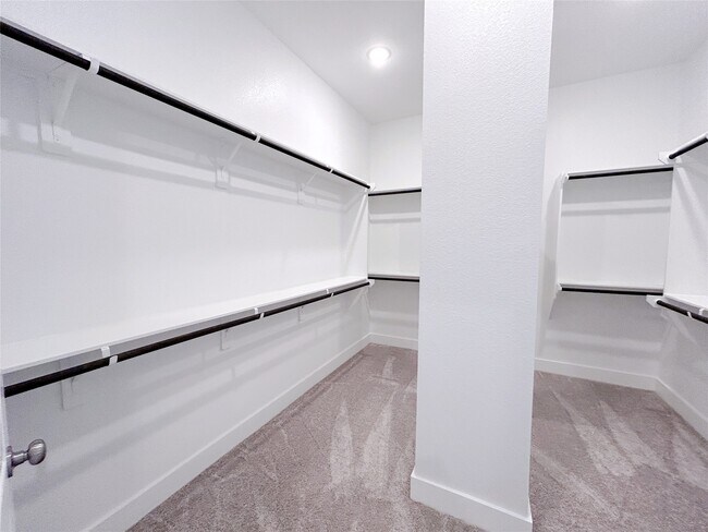 Building Photo - 6007 Churchill Spgs Ln